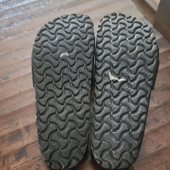 Birkenstock Black Buckle Slides - Picture 3 of 3